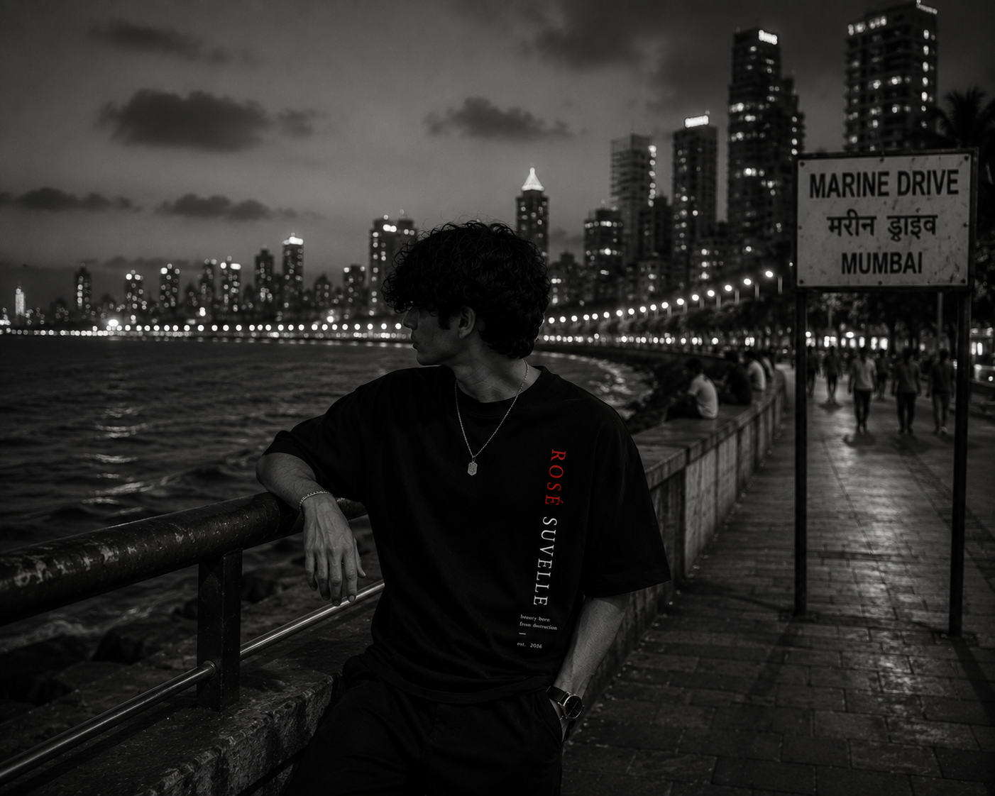 CORE // OBSIDIAN (Black)